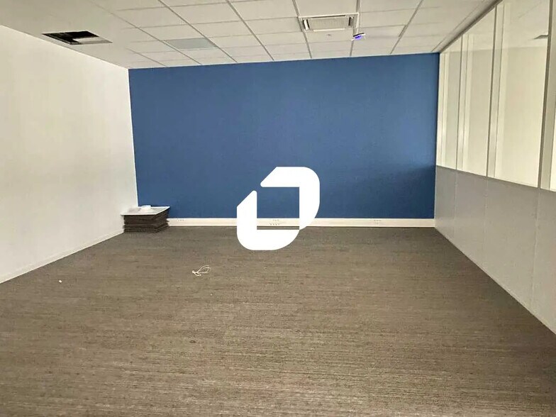 Office in Dardilly for sale - Building Photo - Image 3 of 29