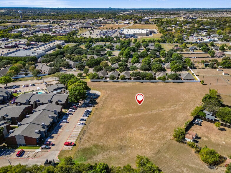 Sierra Grande St, Red Oak, TX à vendre - Aérien - Image 2 de 4