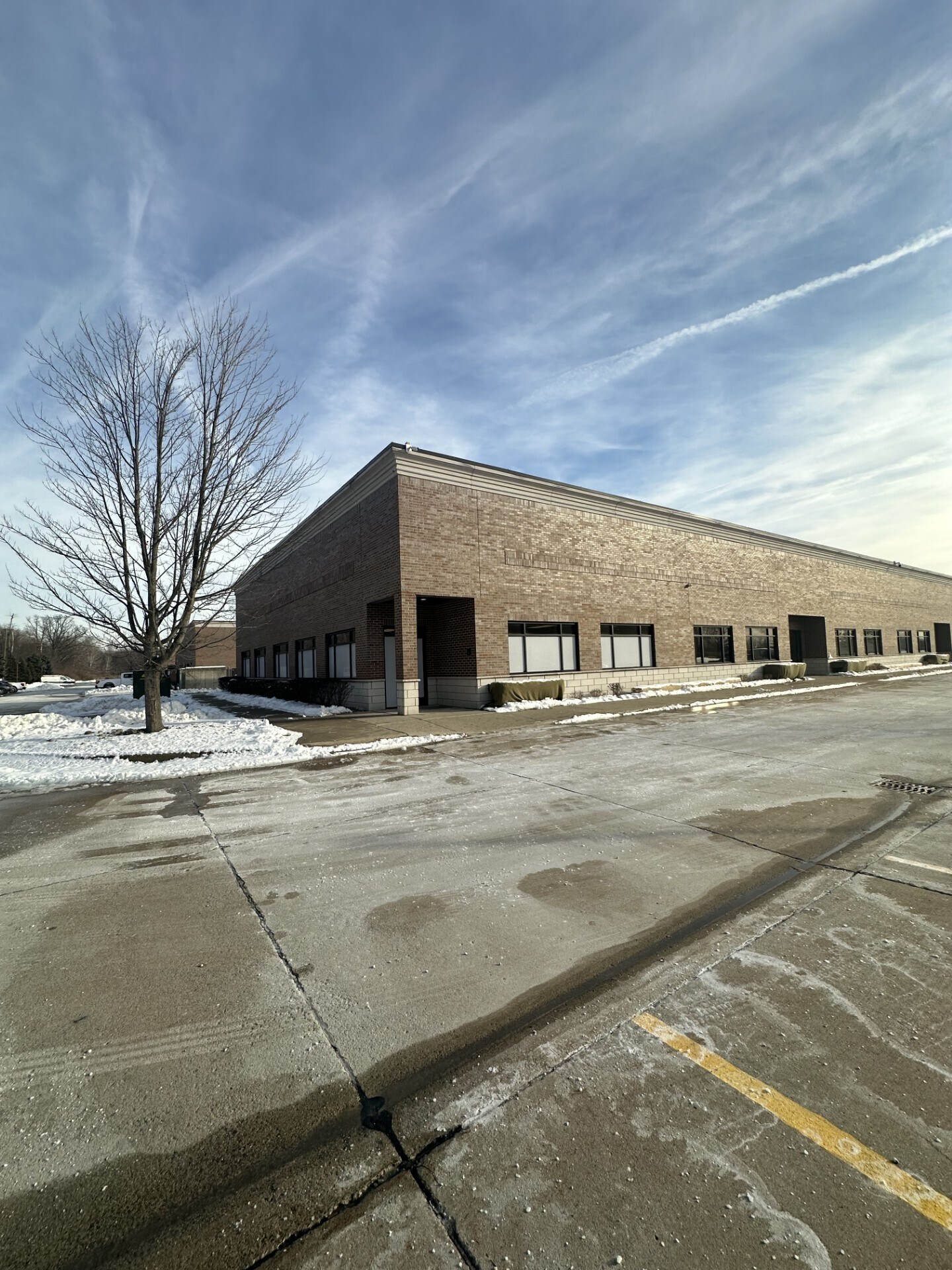 16001-16041 Leone Dr, Macomb, MI à louer Photo intérieure- Image 1 de 6