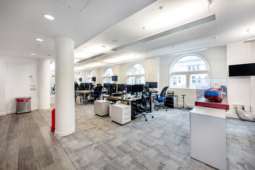 52-55 Piccadilly, Londres à louer - Photo du bâtiment - Image 2 de 7