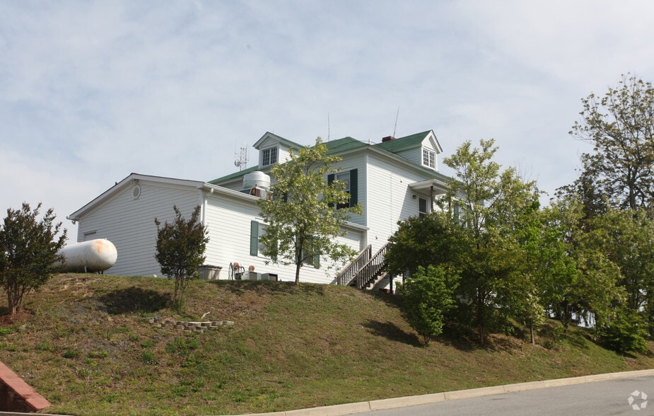 485 Main St, Prince Frederick, MD for sale - Building Photo - Image 2 of 17