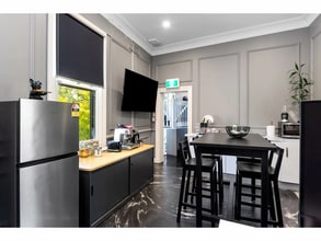 507 Crown St, Surry Hills for lease Interior Photo- Image 2 of 5