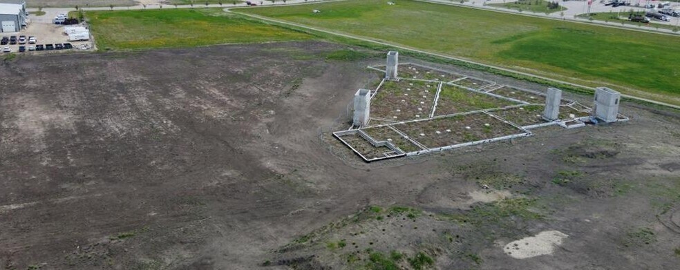 11901 104 Av, Grande Prairie, AB for sale - Aerial - Image 2 of 6