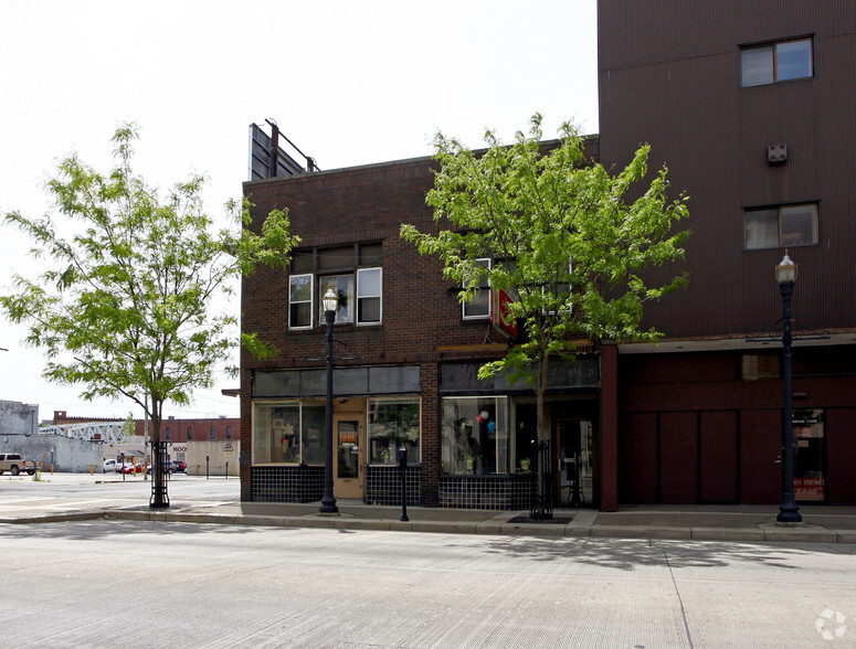 28-30 E Washington St, New Castle, PA for sale - Building Photo - Image 2 of 2