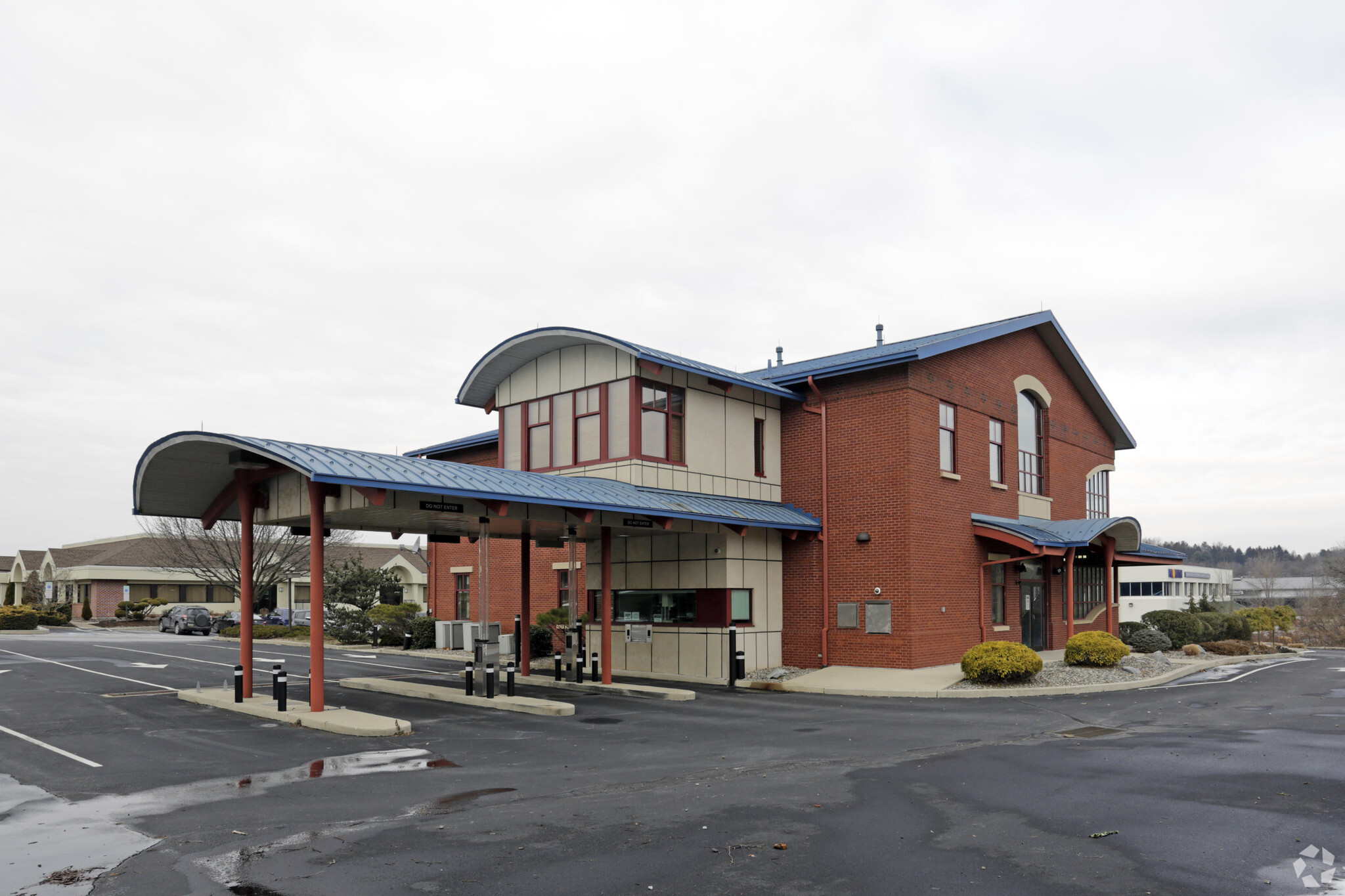 2210 Quarry Dr, Reading, PA for lease Building Photo- Image 1 of 5