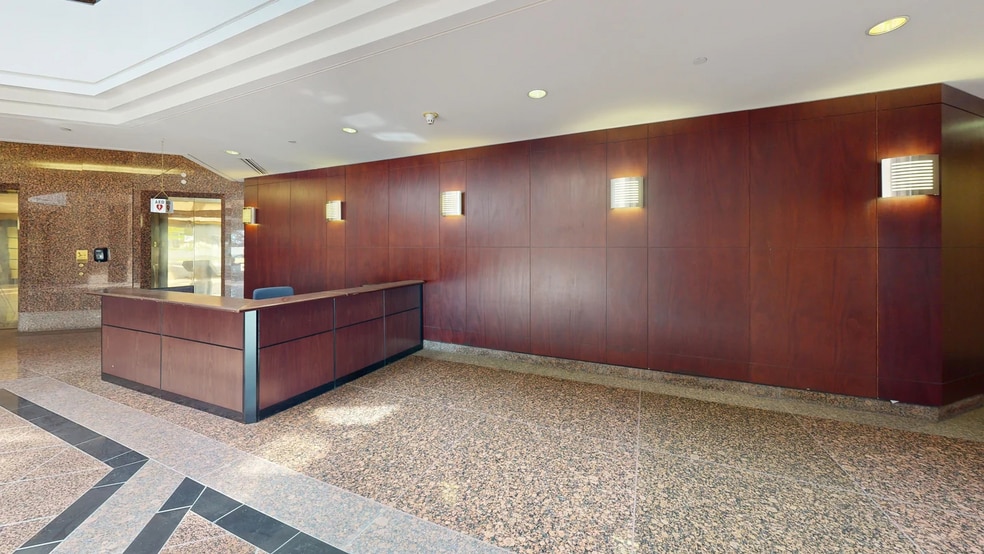 30 Merchant St, Cincinnati, OH for lease - Building Photo - Image 3 of 29