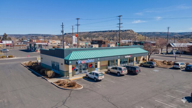 More details for 1565 NE 3rd St, Prineville, OR - Retail for Lease