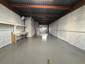 Flex in Lisses for lease Interior Photo- Image 1 of 3