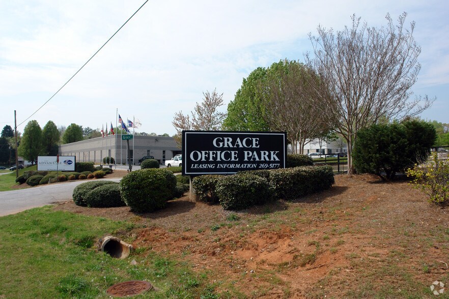 142 Grace Dr, Easley, SC à louer - Photo du bâtiment - Image 2 de 8