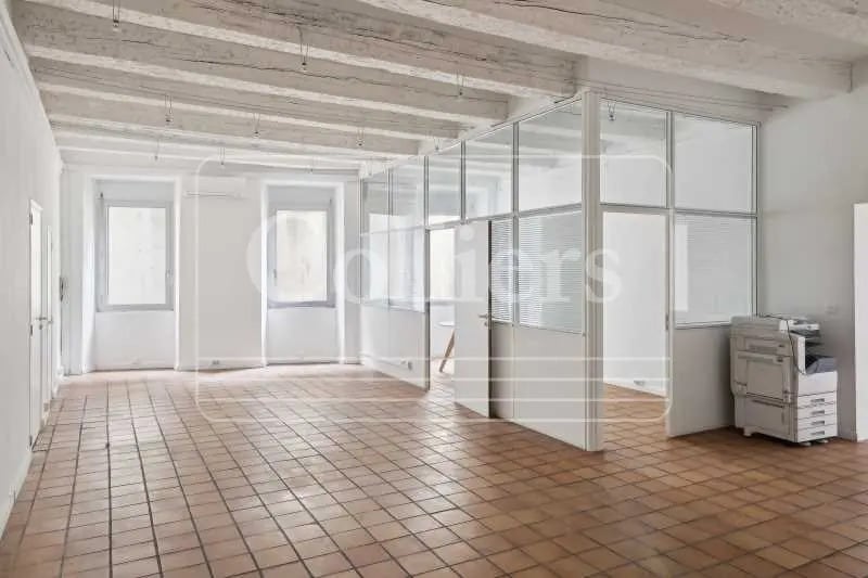 Office in Marseille for lease - Interior Photo - Image 1 of 14