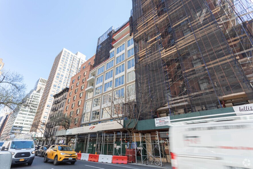 165 Lexington Ave, New York, NY à vendre - Photo du bâtiment - Image 2 de 14