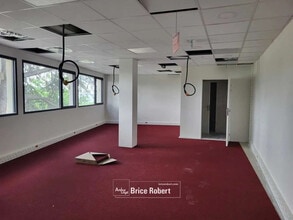 Bureau dans Dardilly à louer Photo intérieure- Image 2 de 4