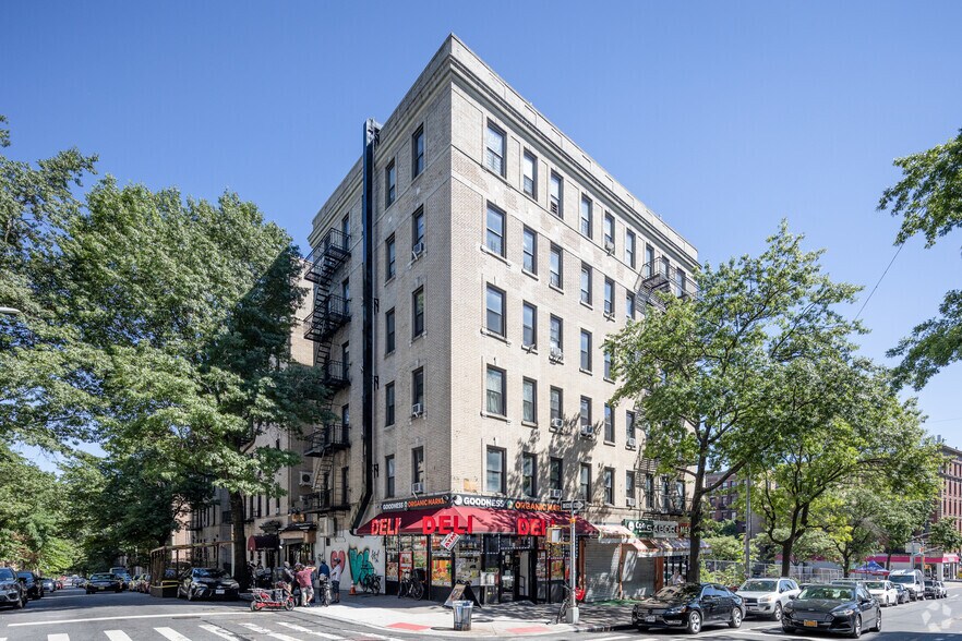 1-15 Bennett Ave, New York, NY à louer - Photo du bâtiment - Image 2 de 7