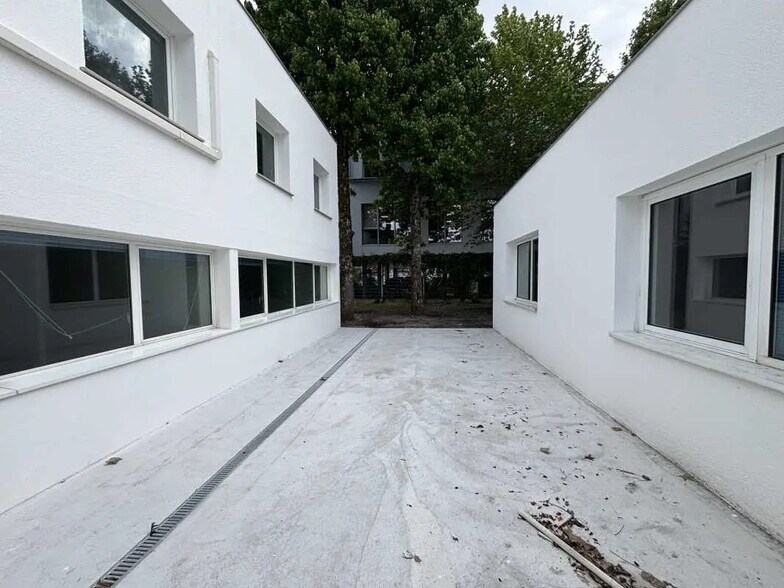 Bureau dans Mérignac à louer - Photo du bâtiment - Image 3 de 12
