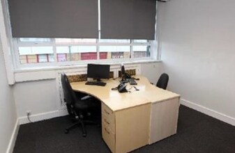 Wilbury Way, Hitchin for lease Interior Photo- Image 1 of 1