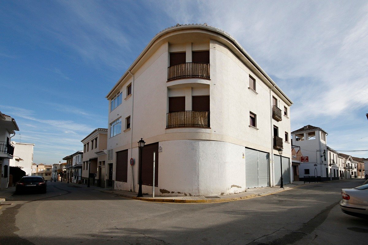 Retail in Las Gabias for sale Building Photo- Image 1 of 13