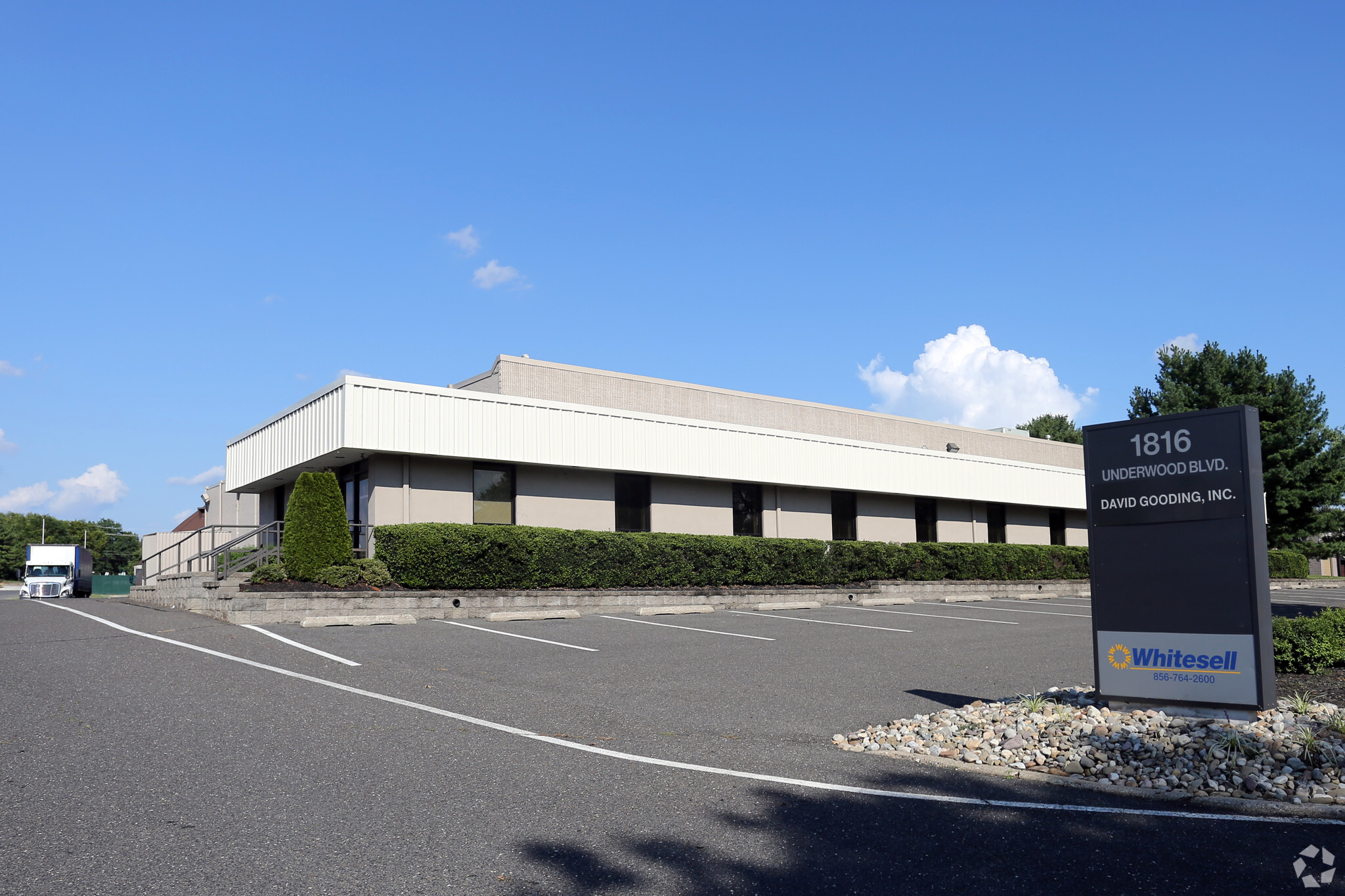 1816 Underwood Blvd, Delran, NJ for lease Primary Photo- Image 1 of 10