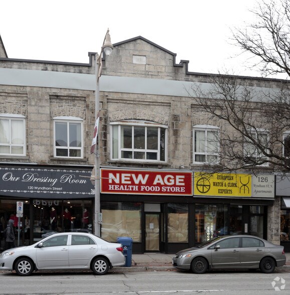 122 Wyndham St N, Guelph, ON à vendre - Photo du bâtiment - Image 2 de 4