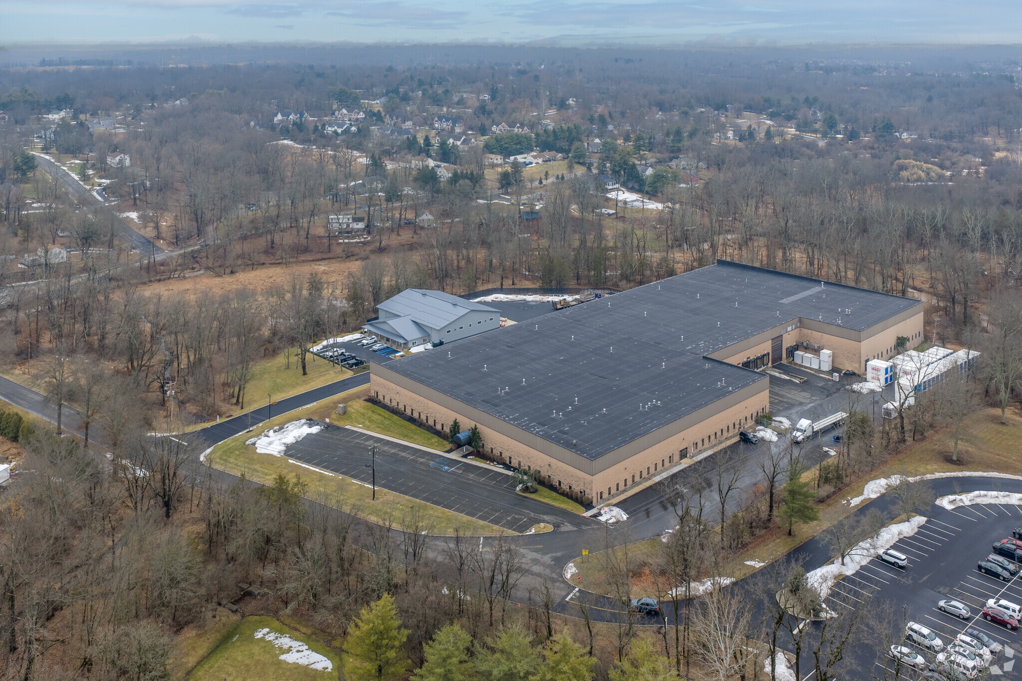 100 Readington Rd, Branchburg, NJ for lease Primary Photo- Image 1 of 17