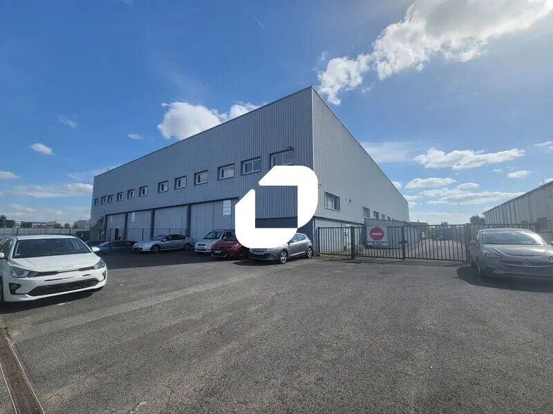 Flex in Brétigny-sur-Orge for lease Building Photo- Image 1 of 15