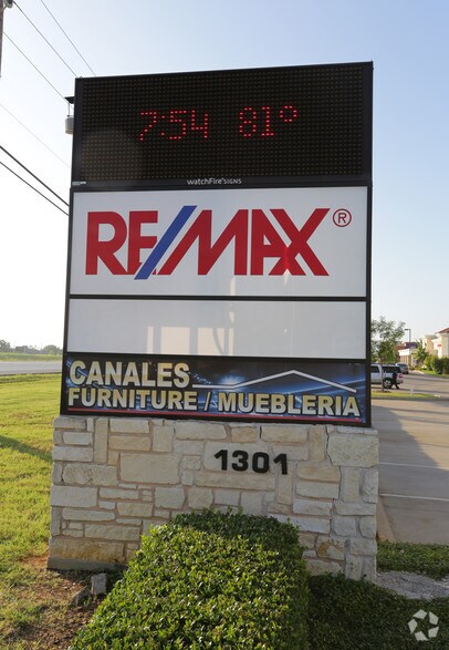 1301 Highway 287 N, Mansfield, TX à louer - Photo du bâtiment - Image 2 de 3