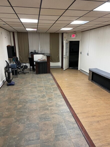 325 N Main St, Liberty, NY à vendre - Photo intérieure - Image 2 de 48