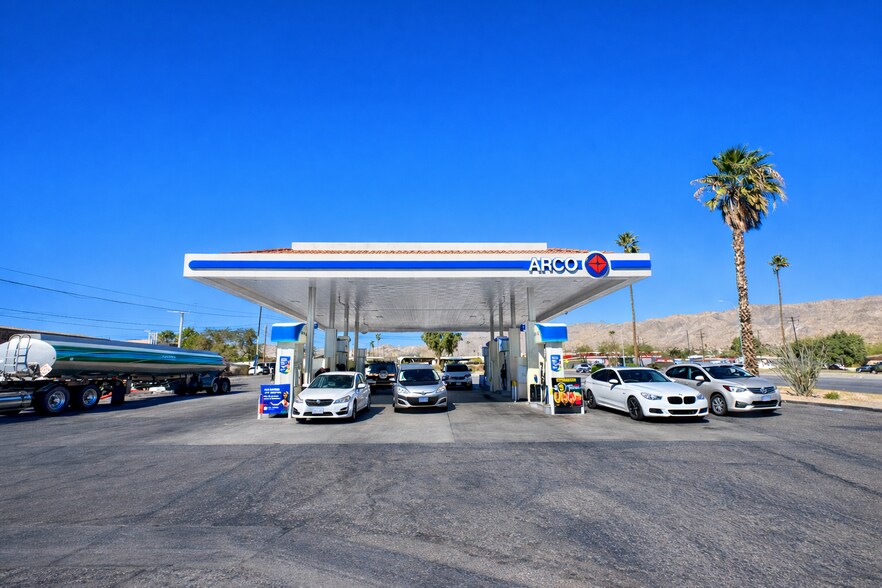 12775 Palm Dr, Desert Hot Springs, CA à vendre - Photo du bâtiment - Image 2 de 9