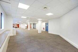 38 Rue Victor Hugo, Levallois-Perret à louer Photo intérieure- Image 2 de 13