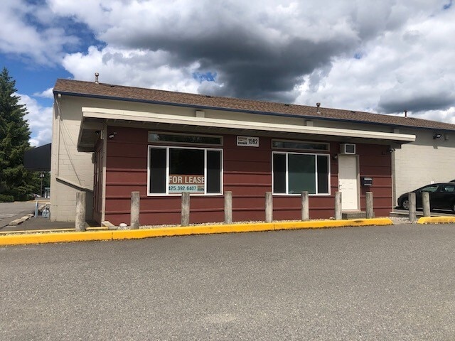 1592 NW Maple St, Issaquah, WA for lease Primary Photo- Image 1 of 10