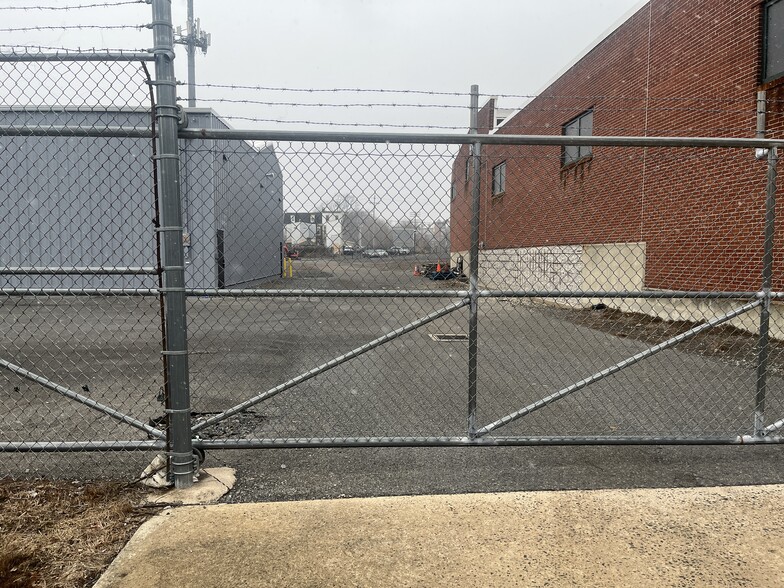 430 N 3rd St, Reading, PA for lease - Building Photo - Image 2 of 7