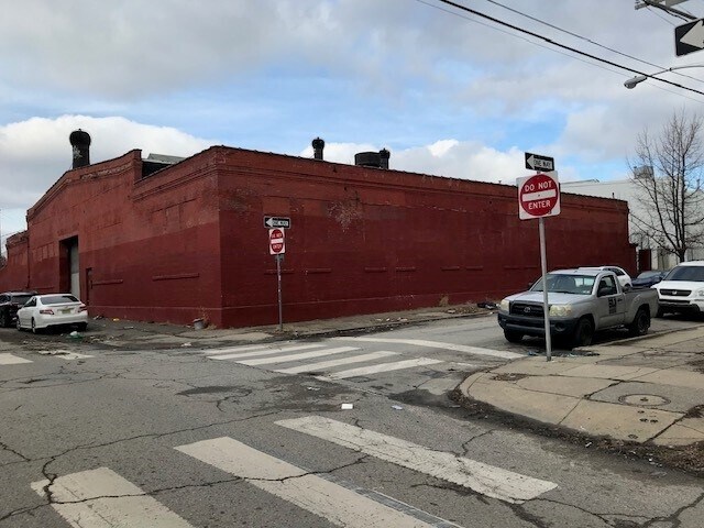 1701 Germantown Ave, Philadelphia, PA à louer - Photo du bâtiment - Image 2 de 6