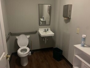 112 W Athens Pky, Athens, GA for lease Interior Photo- Image 2 of 12