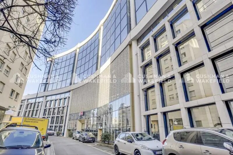 Bureau dans Puteaux à louer Photo du bâtiment- Image 1 de 2