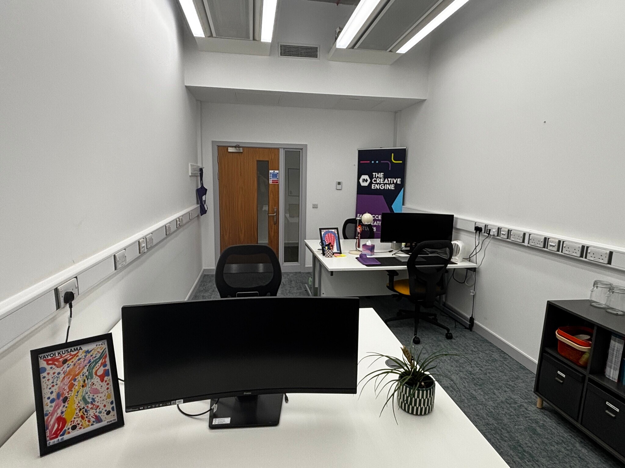 31 Russell St, Liverpool for lease Interior Photo- Image 1 of 2