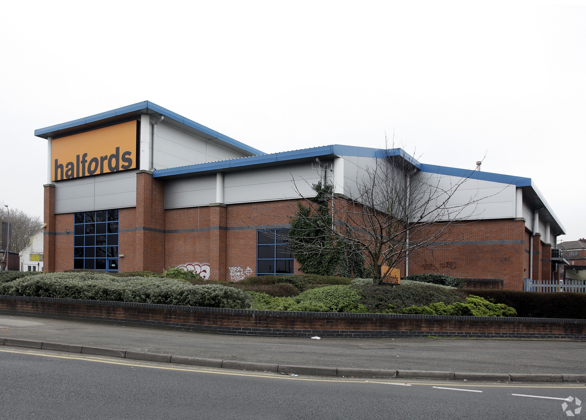 15 Watery Lane Middeway, Birmingham for lease Primary Photo- Image 1 of 2