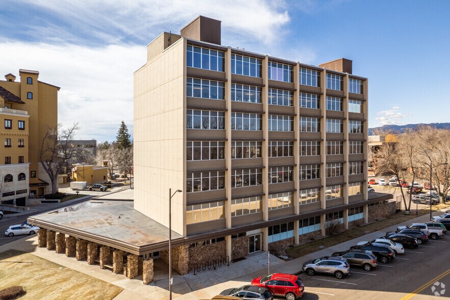 315 W Oak St, Fort Collins, CO à vendre - Photo du bâtiment - Image 3 de 51