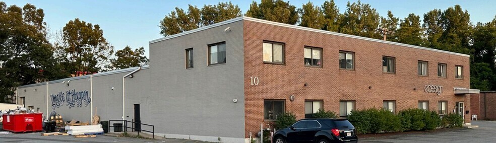 10 Lowell Ave, Winchester, MA à louer - Photo du bâtiment - Image 2 de 9