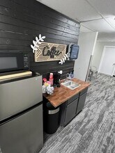 800 NE 63rd St, Oklahoma City, OK for lease Interior Photo- Image 1 of 2