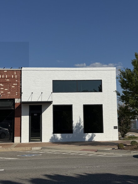 116 S Broadway, Edmond, OK for lease - Building Photo - Image 2 of 17
