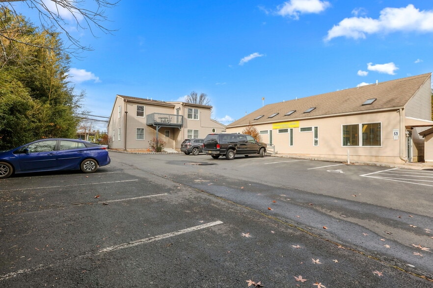 863 State Rd, Princeton, NJ for lease - Building Photo - Image 2 of 35