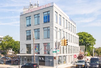 Plus de détails pour 136-21 Hillside Ave, Richmond Hill, NY - Bureau, Commerce de détail à louer