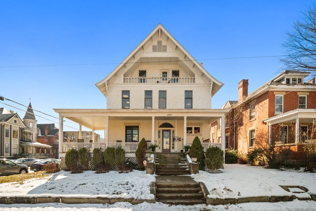 1337 Virginia St, Charleston, WV for sale Primary Photo- Image 1 of 46