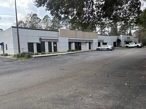 504 Capital Cir SE, Tallahassee, FL à louer Photo intérieure- Image 1 de 15