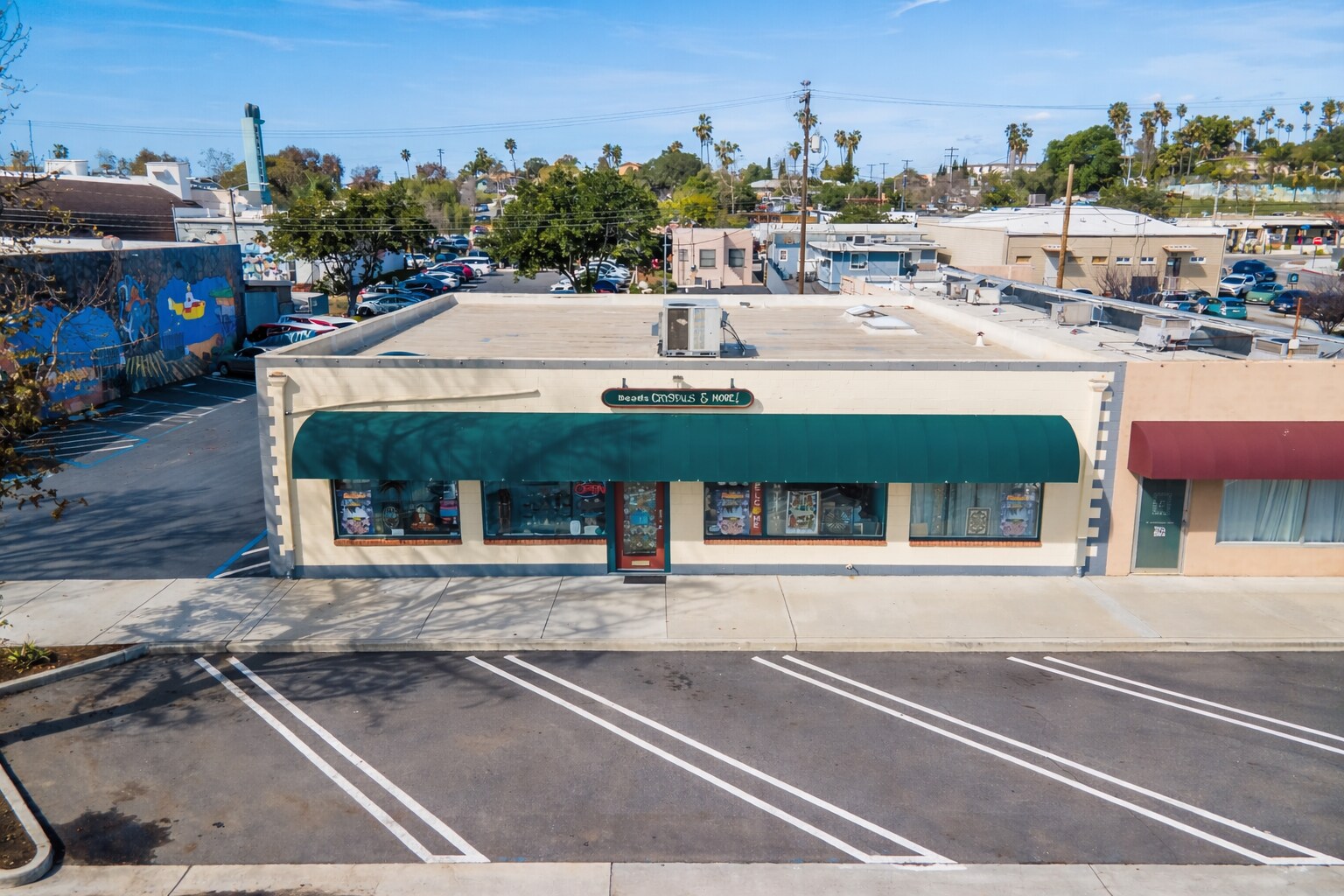 350 E Broadway, Vista, CA for lease Primary Photo- Image 1 of 11