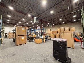 2430 Lucknow Dr, Mississauga, ON for lease Interior Photo- Image 2 of 8