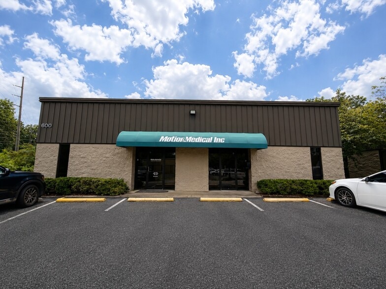 2148 Pelham Pky, Pelham, AL for sale - Building Photo - Image 1 of 6