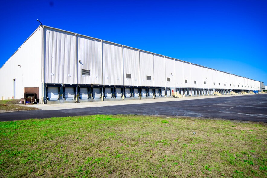 830 GA-42, McDonough, GA à vendre - Photo du bâtiment - Image 2 de 7