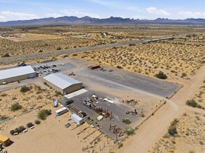 1125 N Lowell Rd, Golden Valley, AZ for lease Interior Photo- Image 2 of 21