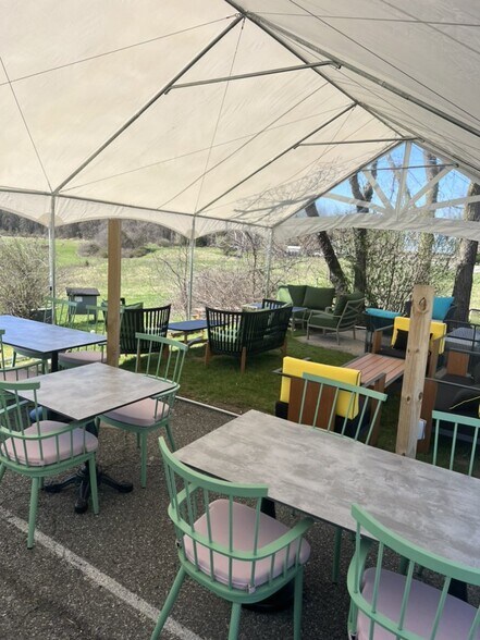 3290 Route 94, Franklin, NJ à vendre - Photo du bâtiment - Image 2 de 10