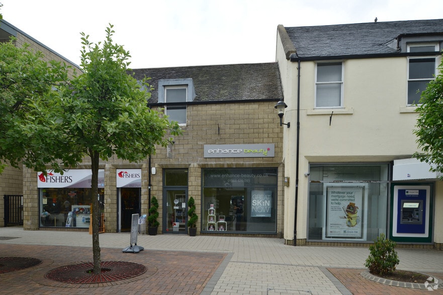 John St, Penicuik for lease - Building Photo - Image 2 of 14